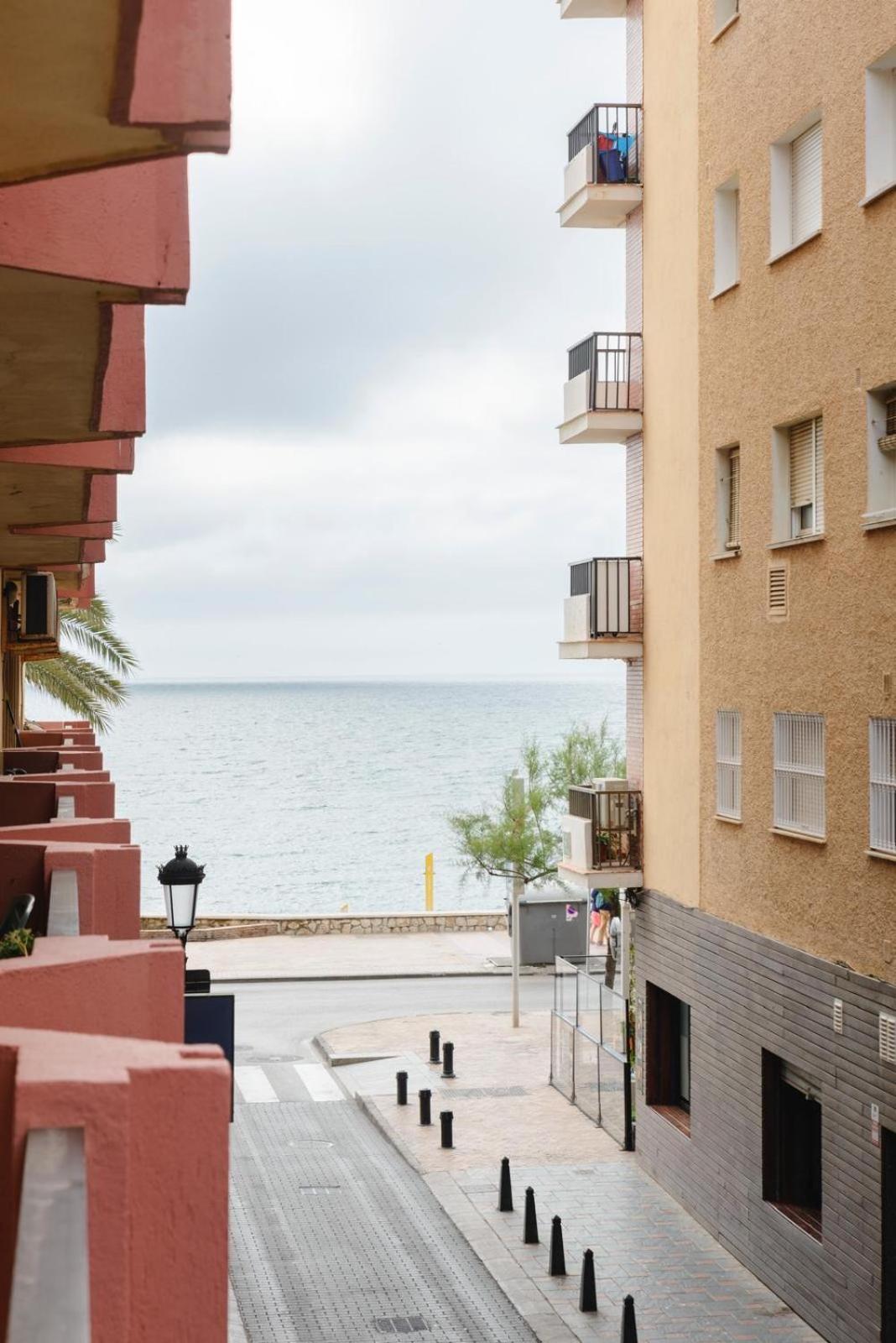 Apartamento Primera Linea De Playa Fuengirola Exterior foto
